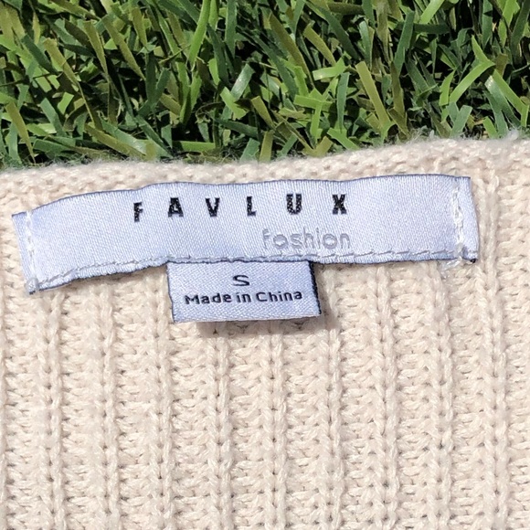 Sweater - Picture 3 of 3